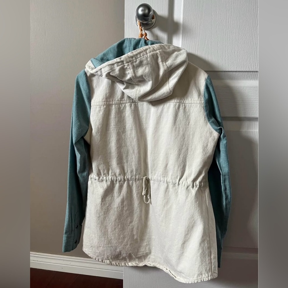 Two-Tone Jean Jacket - Picture 2 of 5